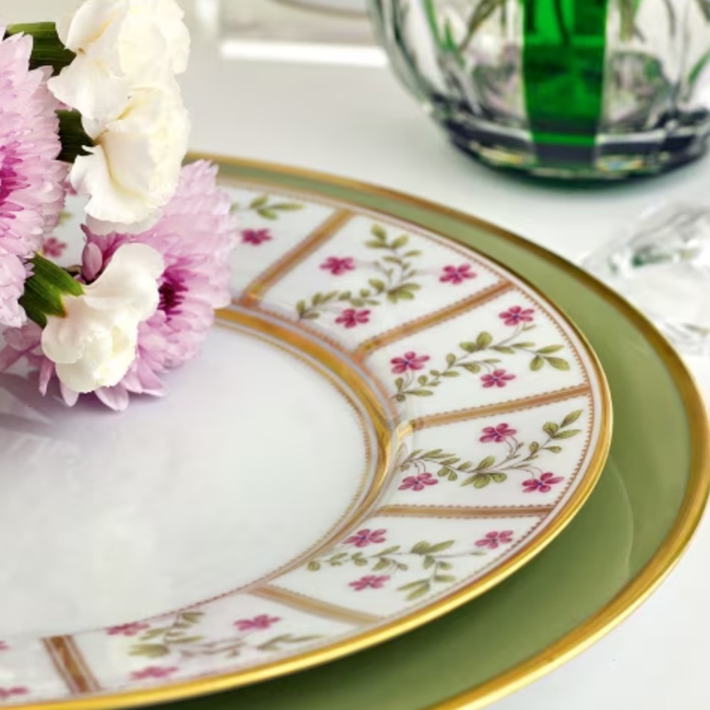 Bernardaud Royal Limoges Roseraie Dinner Plate
